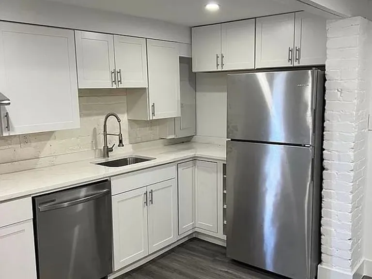 55 Highland Ave — Photo 9