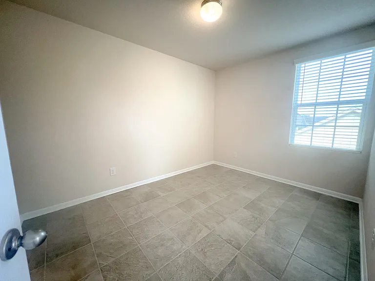 575 Ferrule Dr #B — Photo 3