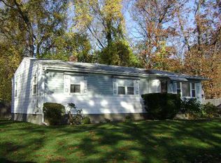 95 Cottage Grove Ave, Warwick, RI 02889