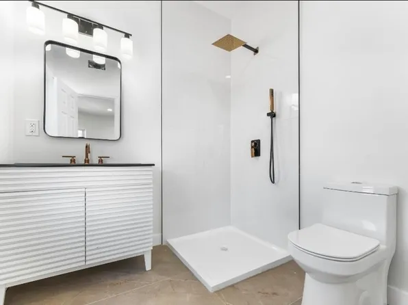 437 Bramhall Avenue image 14 of 26