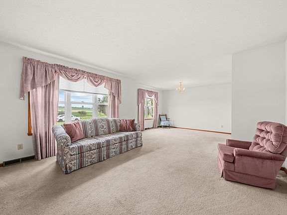 4th image of 8974 Pecatonica Rd