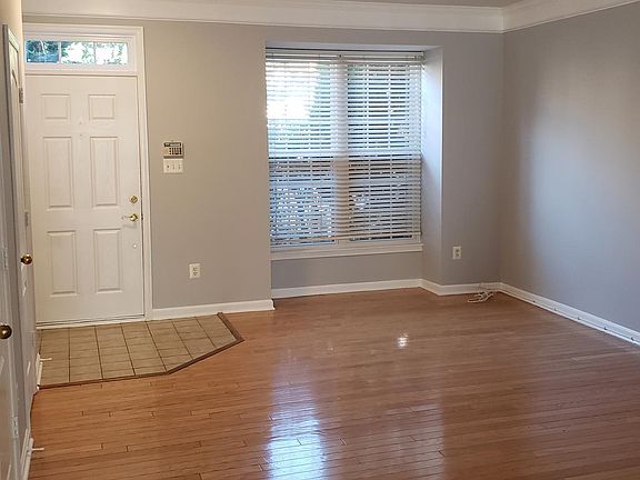 1st Floor Family Room