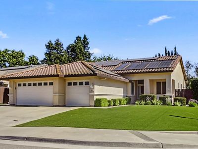 967 Elk Hills Dr, Galt, CA, 95632