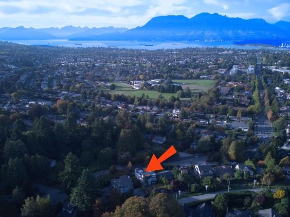 5038 Arbutus St, Vancouver, BC V6M 3W2