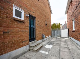 108 Pentland Cres #BASEMENT, Vaughan, ON L6A 1T4