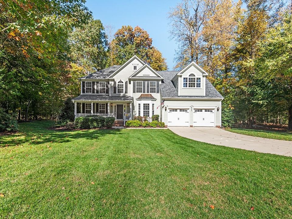 1st image of 1827 Patrick Henry Ln