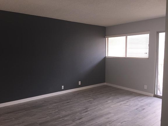 5th image of 2427 4th St APT 107