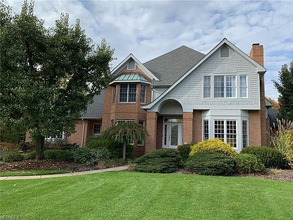 3rd image of 119 Brandywine Dr