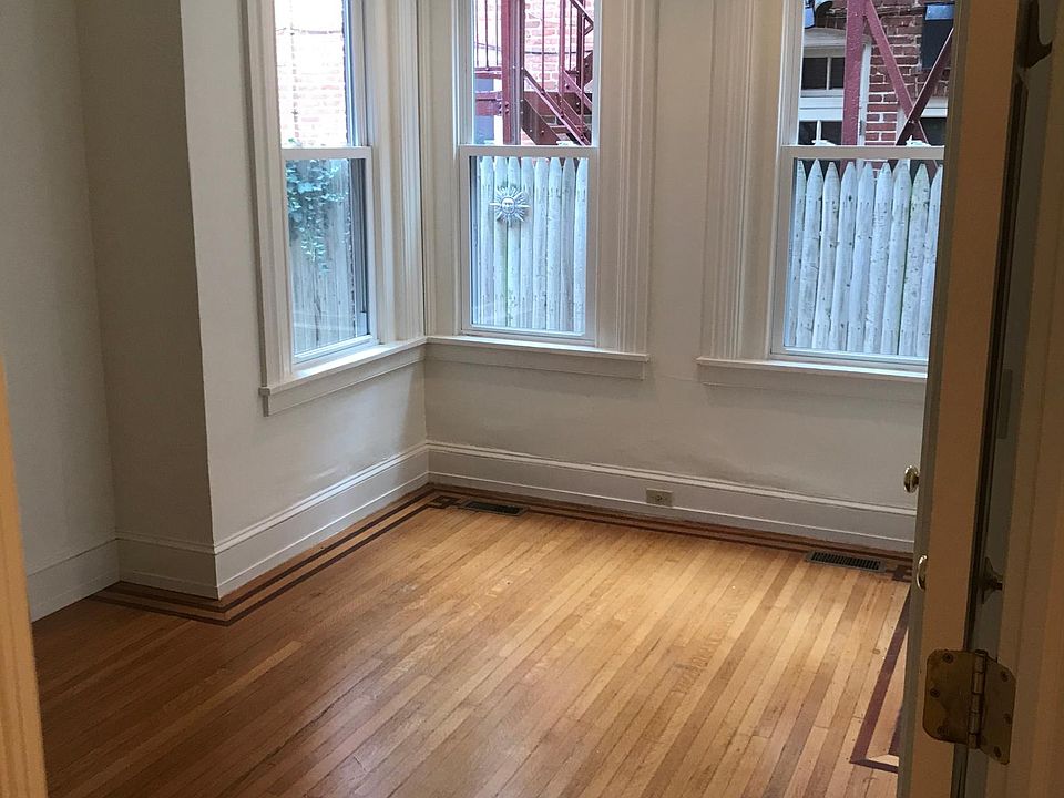 Smaller second bedroom