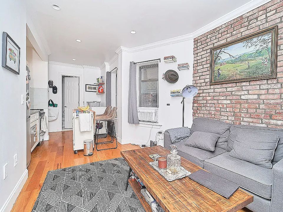 1st image of 236 E 33rd St APT 1d
