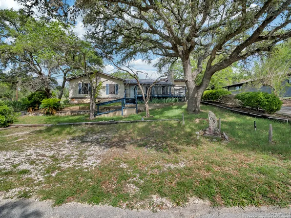 103 Crestview, Canyon Lake, TX 78133