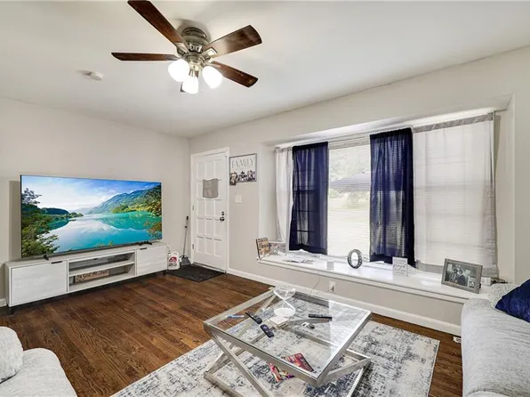 6703 E 96th Ter, Kansas City, MO 64134