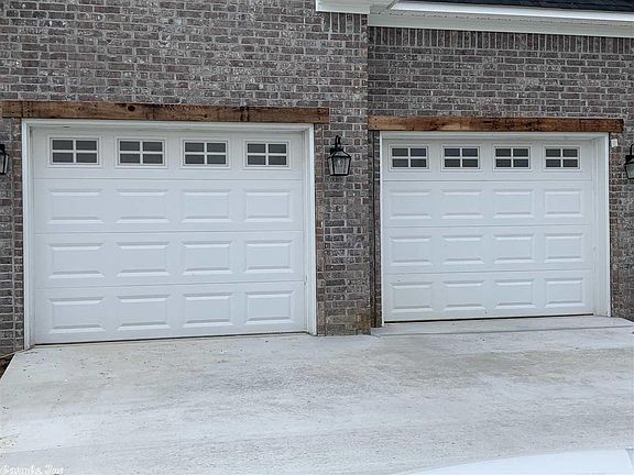3rd image of 1615 Briley Dr