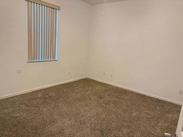 2619 SW Ann Arbor Rd — Photo 11