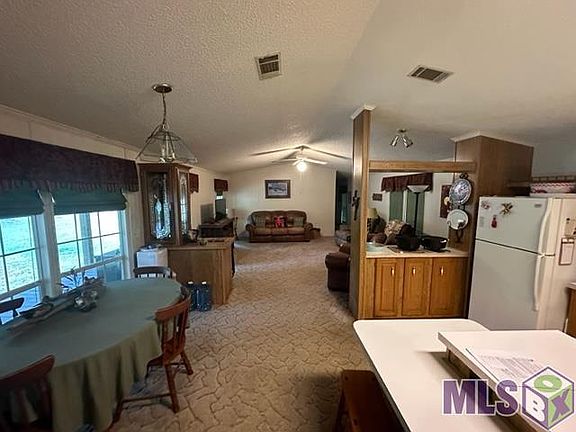 2nd image of 5783 Woodview Ln