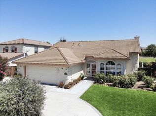 511 Bobbys Ln, Hollister, CA