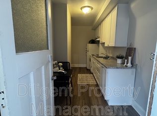 451 Water St APT 3, Peterborough, ON K9H 3M2