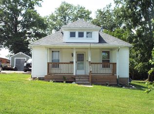 155 5th St, Troy, MO 63379