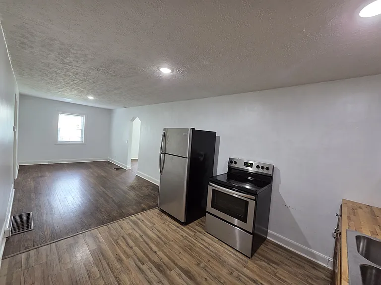 1410 Roberts Ave #A — Photo 17