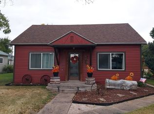 842 1st St, Chappell, NE 69129