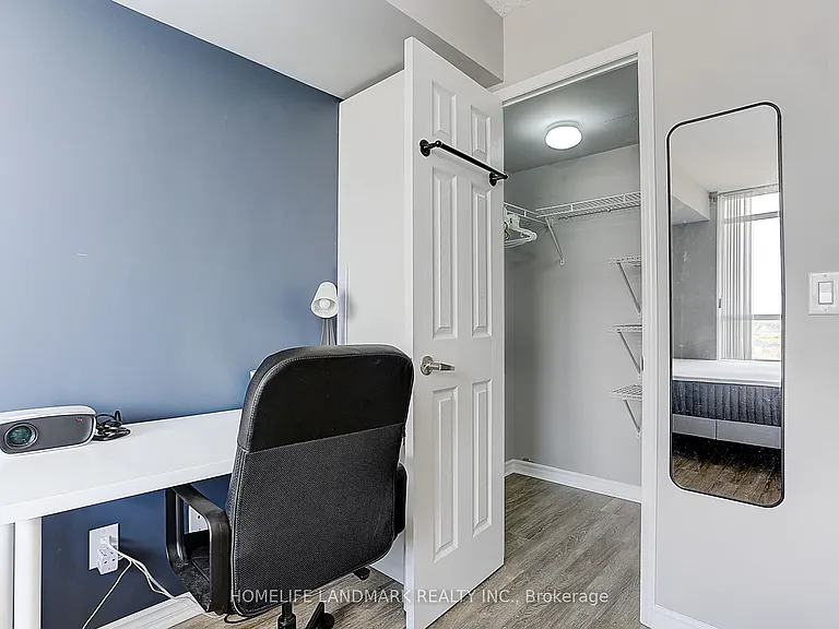 75 King William Cres #1013 — Photo 17