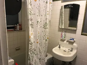 Rented by Zikos Realty Services