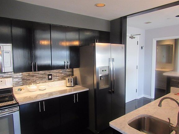 4th image of 345 W Vine St #2206