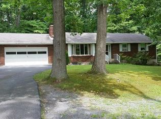 448 English Rd, Bath, PA 18014