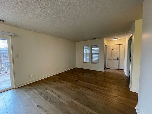 5th image of 5918 S Willow Way