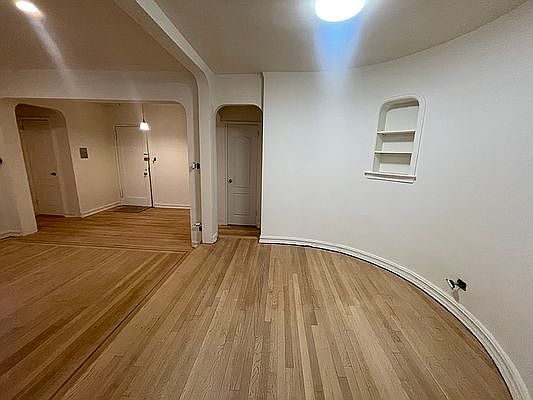 4th image of 68-64 Yellowstone Blvd #22
