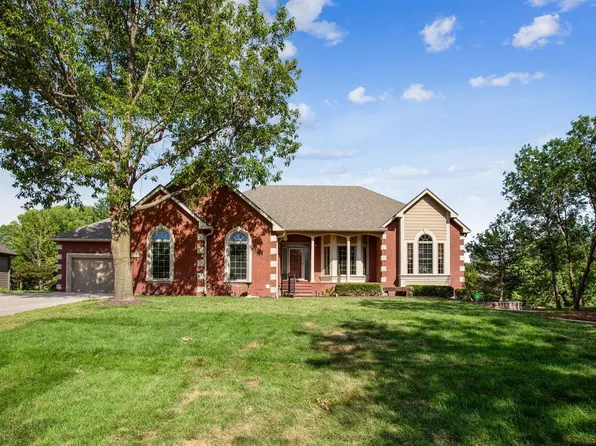 810 S Clear Creek Cir, Wichita, KS 67230
