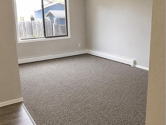 4th image of 10050 Thimble Berry Dr