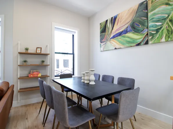 1444 Lincoln Place image 6 of 19