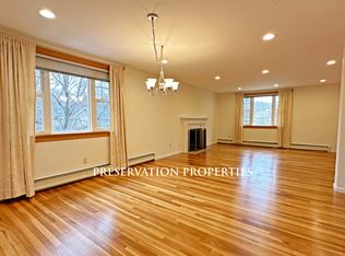 77 Louise Rd, Chestnut Hill, MA 02467