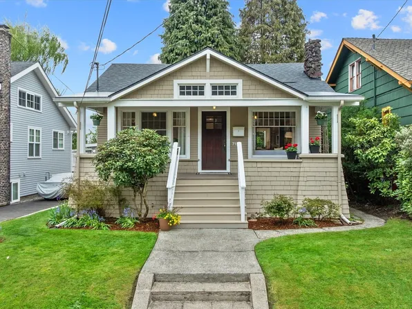 715 N 48th Street, Seattle, WA 98103