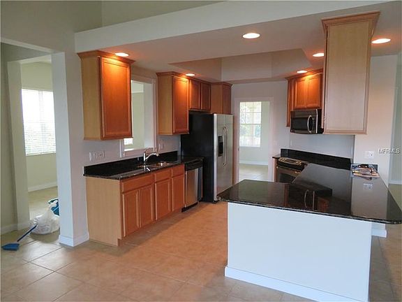 4th image of 7942 Esta Ln