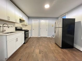 32 W 16th St #39E, Bayonne, NJ 07002