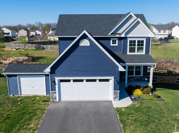 637 Barrel Race Rd, Martinsburg, WV 25404