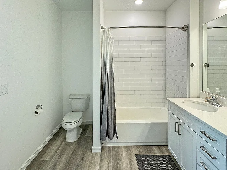 5815 S Carnelian Pkwy — Photo 14