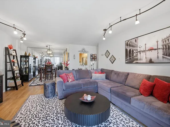 100 West Ave #229, Jenkintown, PA 19046