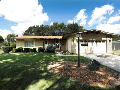11451 Village Dr, Sterling Heights, MI, 48312