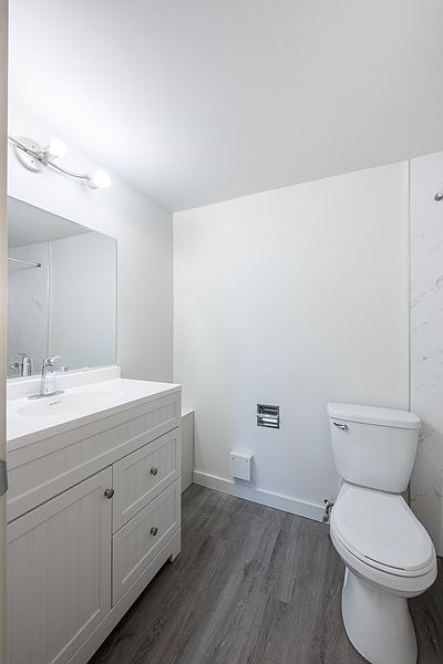 Edmonton Apartment for rent - 2 Bedrooms — photo 2