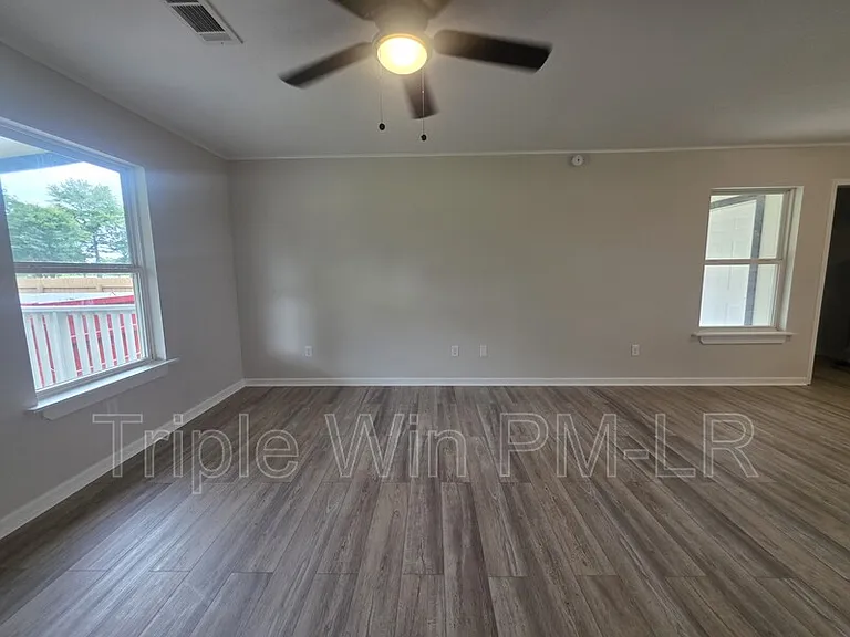 236 Vernon Harvey Rd — Photo 10