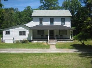 275 Bear Swamp Rd, Honesdale, PA 18431