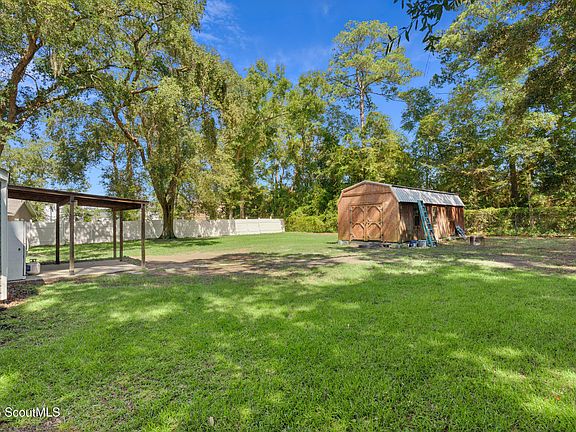 2nd image of 204 Callie Cir