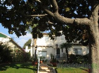 225 N Bundy Dr, Los Angeles, CA 90049