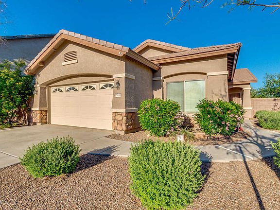 3rd image of 21667 N Summer Ln
