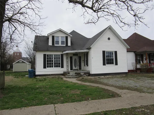 303 N Marion St, Malden, MO 63863