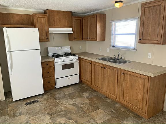 2nd image of 579 Virginia Ave