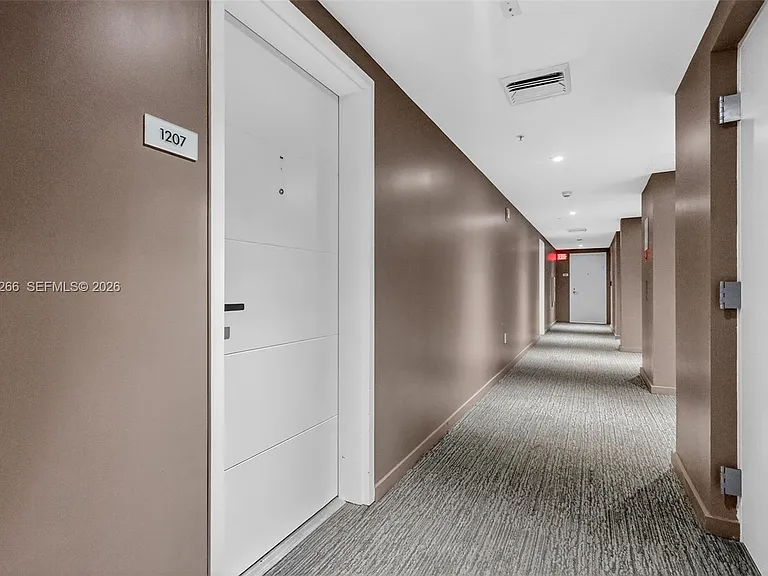 400 Sunny Isles Blvd #1207 — Photo 8